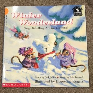 📚5 for $15 WINTER WONDERLAND: SLEIGH BELLS RING, ARE YOU LISTENING? Book